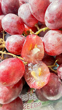 Load image into Gallery viewer, SEEDED RED GRAPES
